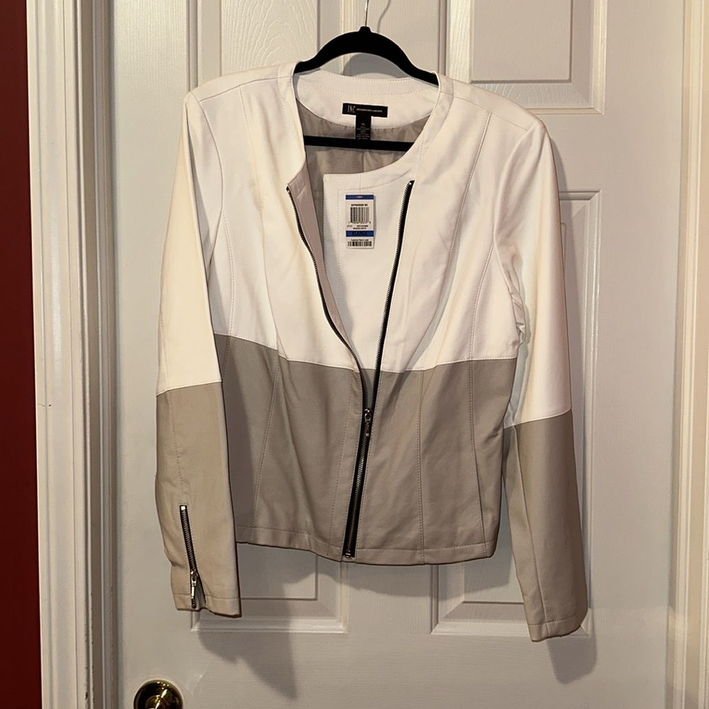 **NWOT** Vintage mauve and white non-leather moto jacket, brand-new!!! Size: XL